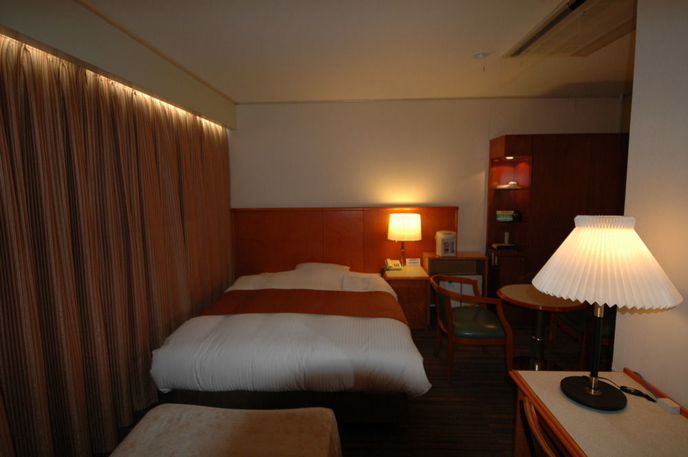 Takamatsu Terminal Hotel ภายนอก รูปภาพ